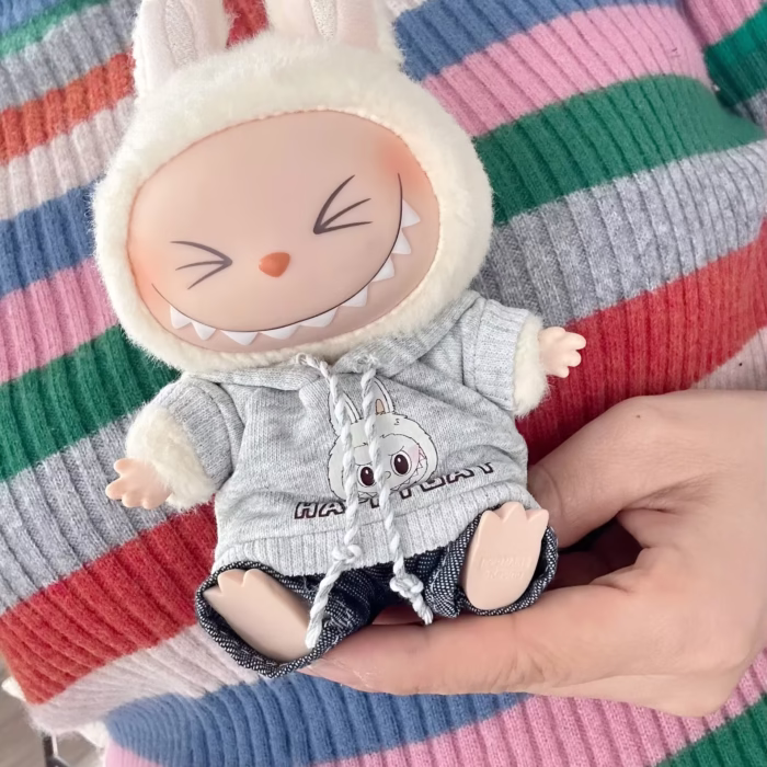 Dressing Labubu Idol Dolls with this outfit set places K-pop appeal right in their lap - Image 1