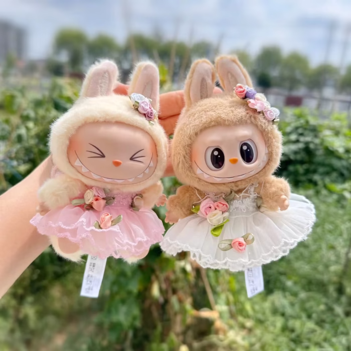 Dressed to the nines in the Korea K-pop EXO Wedding Princess Dress, Labubu I and II dolls transform into dream-worthy plush idols - Image 4