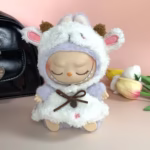 Charming Blind Box Doll Gear, 17 cm Labubu Sit Sit Party Gen 3 Plush Costume Set, must-have present for any keeper of the collection - Image 4