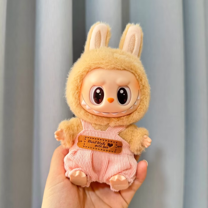 Adorable Mini Plush Doll’s Outfit – Bib Pants Costume for a Christmas Sitting Party: Labubu II Doll’s Jumpsuit - Image 1