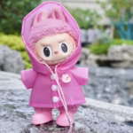 The 15/17cm Labubu V1/2/3 Raincoat Hoodie set is the ultimate snuggle-meets-stylish outfit your tiny besties need! These Labubu-branded raincoat hoodies - Image 3