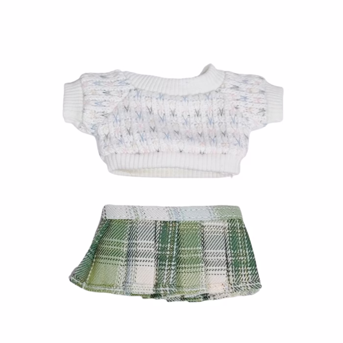 Labubu party-ready flair just met the right finishing flourish! This playful spun skirt accessory is your plush doll’s instant style upgrade - Image 2