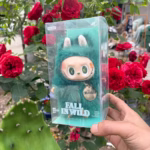 Enter the magical monsters universe with the Zimomo Small Leader Labubu Doll - Image 5